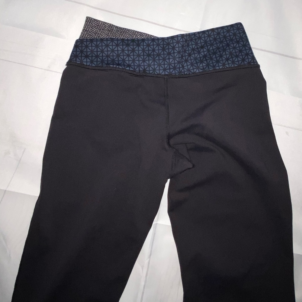 Lululemon Black Astro Flare Pant 4 Tall - Picture 11 of 12